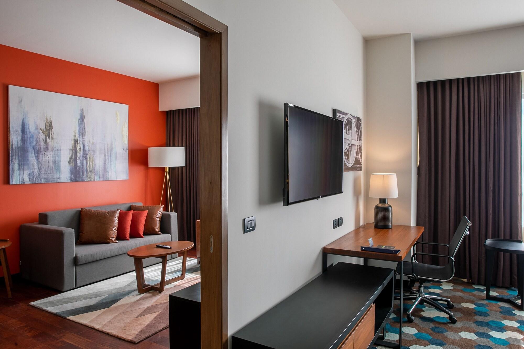 Doubletree By Hilton Celaya Celaya  Esterno foto