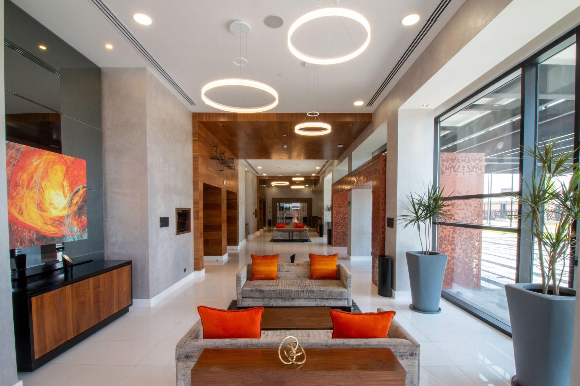 Doubletree By Hilton Celaya Celaya  Esterno foto