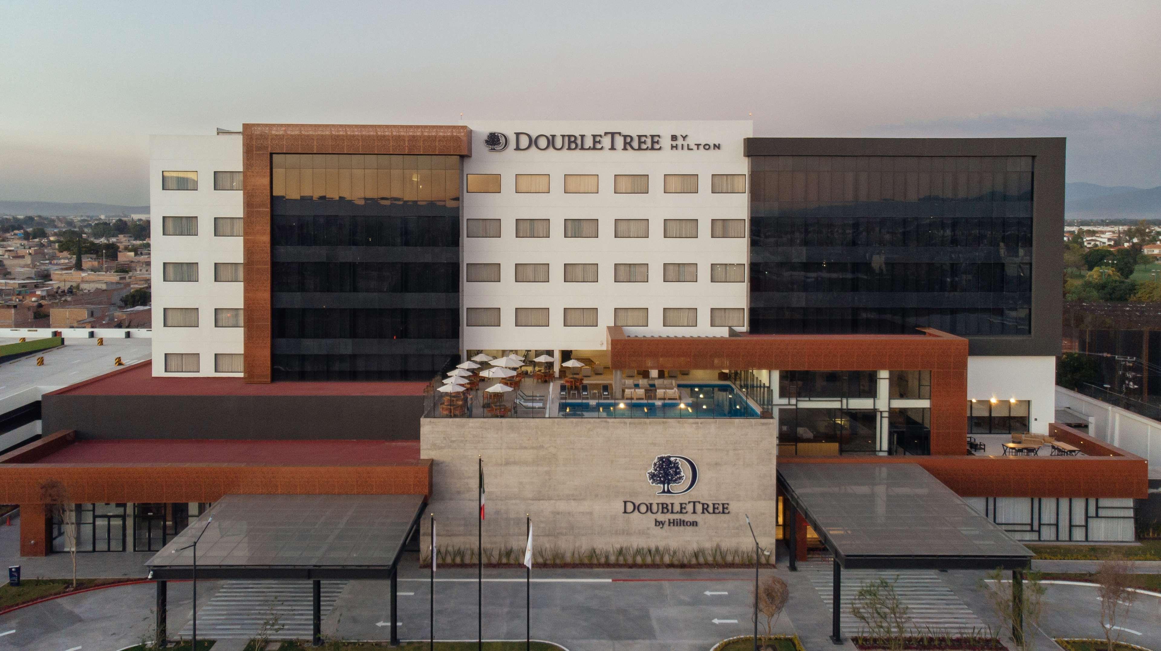 Doubletree By Hilton Celaya Celaya  Esterno foto