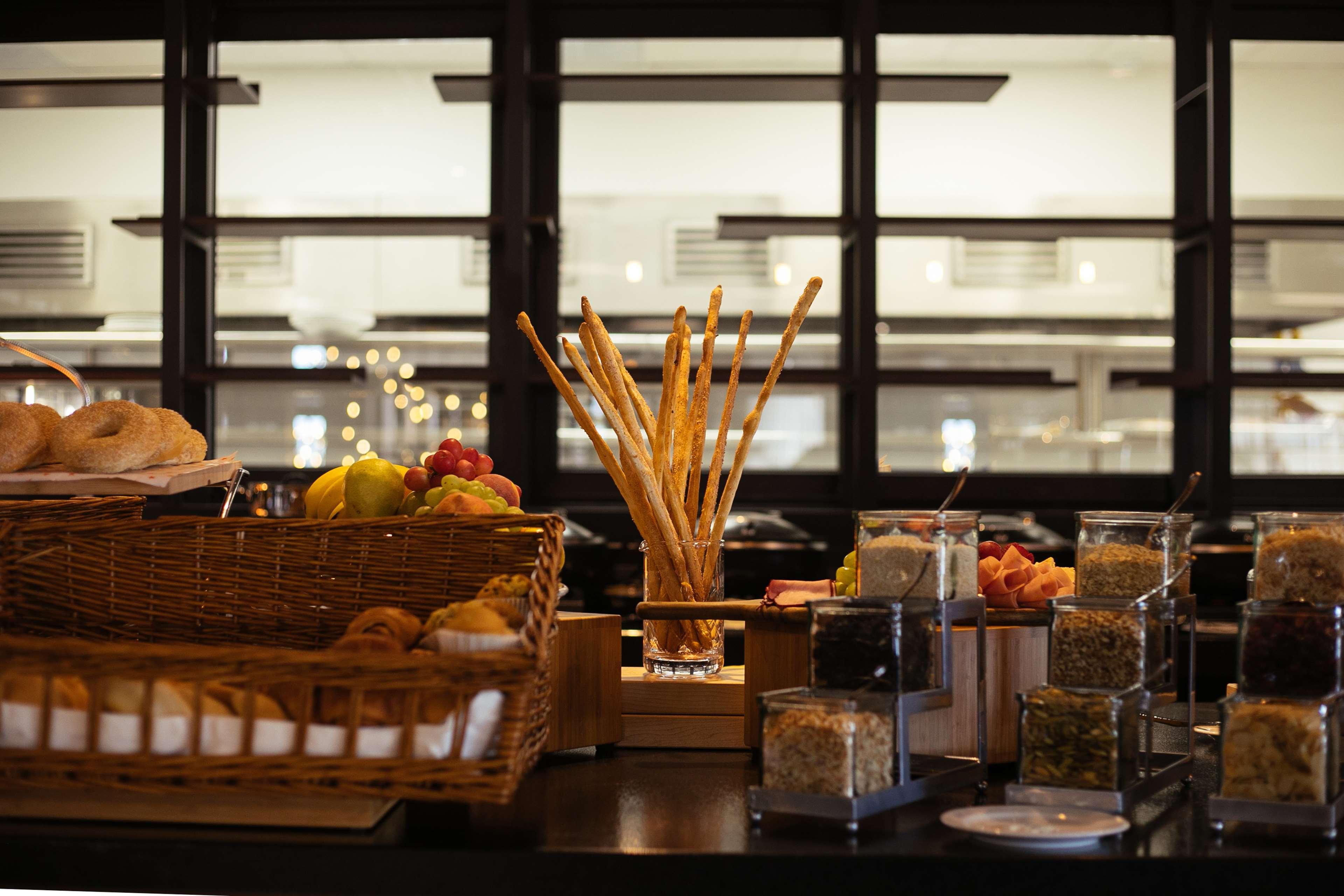 Doubletree By Hilton Celaya Celaya  Esterno foto