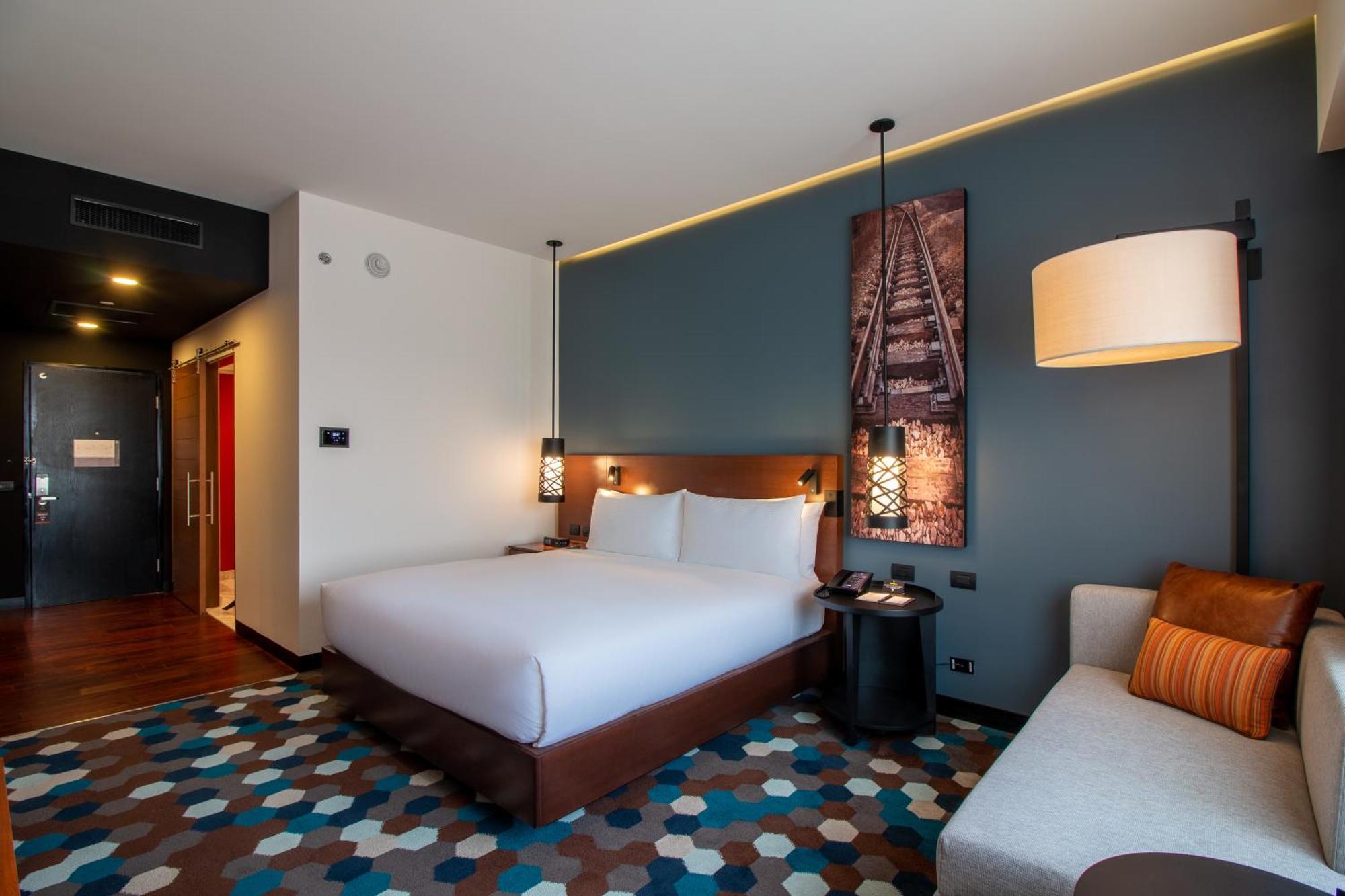 Doubletree By Hilton Celaya Celaya  Esterno foto
